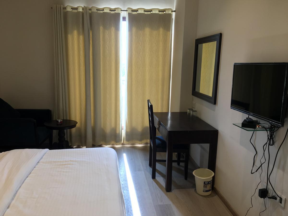 Townhouse Oak 46940 Hotel Vrindavan Sultānpur Exterior foto